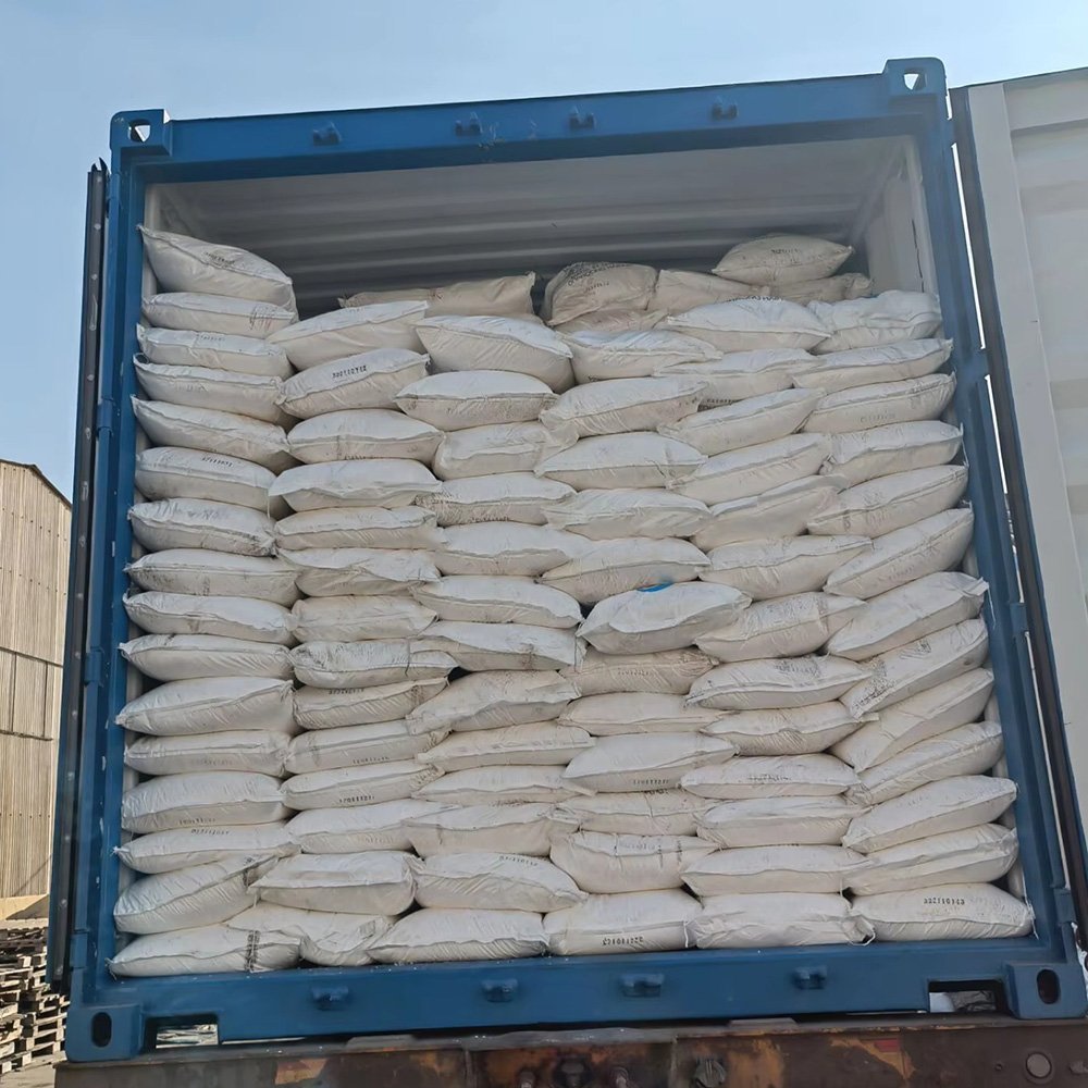 Calcium Chloride 74% & 77% Flakes for Industrial Applications